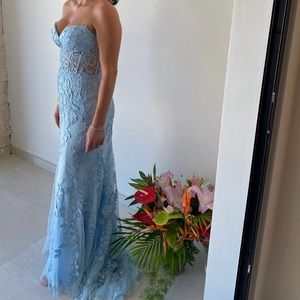 Sherri Hill dress Size 6